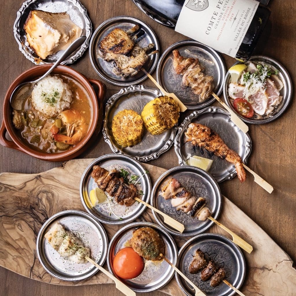 季節の変わり目に、炭火焼きの香ばしさを 1 577913451054366791